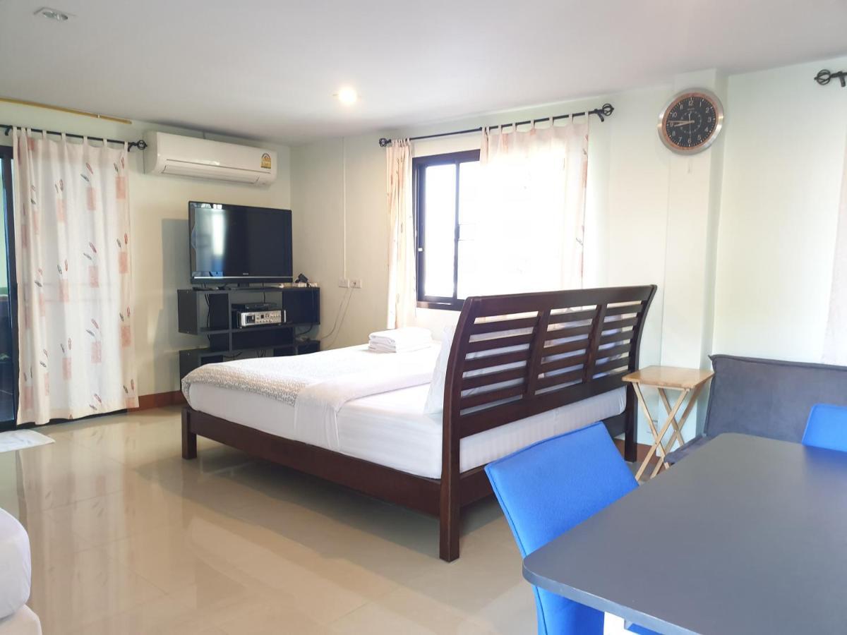 Samchai Hotel Си Рача Екстериор снимка